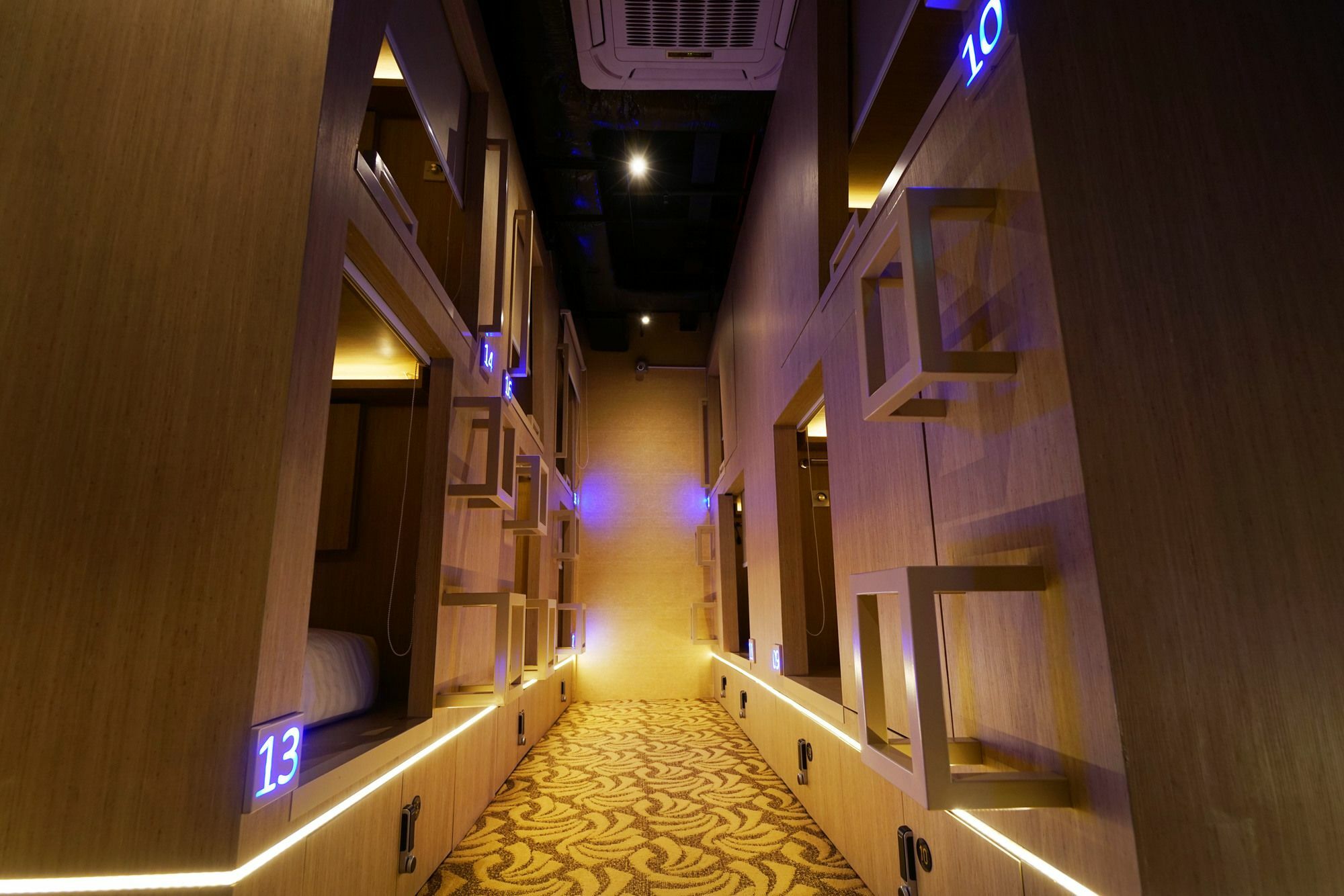 Cube Boutique Capsule Hotel At Kampong Glam Singapore Exteriör bild